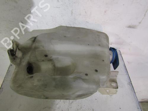 Used Windscreen washer tank VW GOLF III (1H1) 1.9 D (64 hp) 25106056