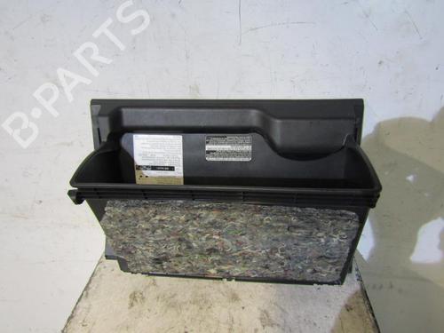Used Glove box Glove box TOYOTA YARIS (_P9_) 1.33 VVT-i (NSP90_, NSP90R) (100 hp) 25079277 25079277