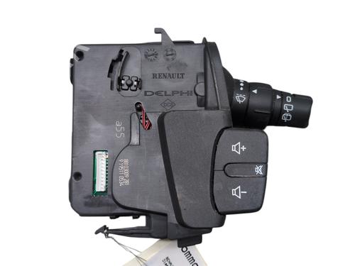 switch-renault-clio-iii-hatchback-van-sb_-sr_-2005-33304894 main image