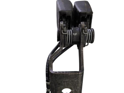 Used Seat buckle PEUGEOT 308 SW II (LC_, LJ_, LR_, LX_, L4_) 1.6 BlueHDi 120 (120 hp) 28517017