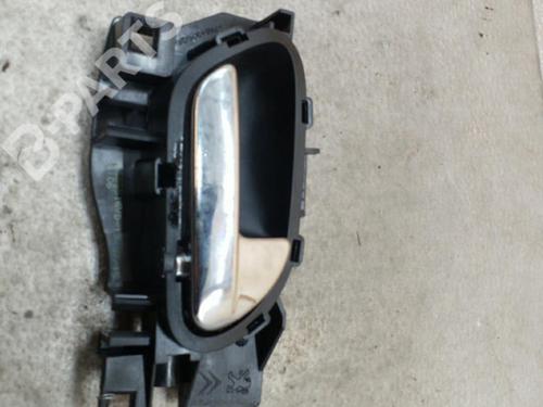 Used Front right interior door handle Front right interior door handle CITROËN JUMPY II (VF7) 2.0 HDi 125 (128 hp) 10575978 10575978