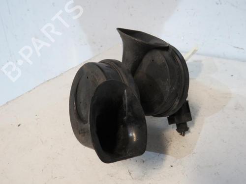 Used Horn VW POLO (9N_, 9A_) 1.4 TDI (75 hp) 25096979