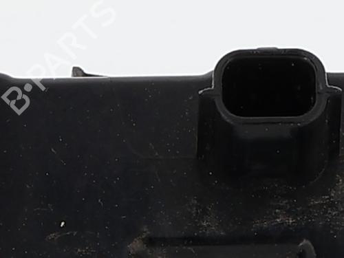 right-daytime-light-renault-clio-iv-bh_-2012-2013-2014-2015-2016-2017-2018-2019-2020-2021-33700140 main image