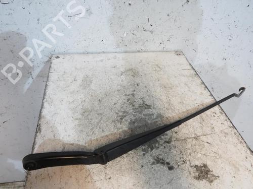 Used Front windshield wiper arm PEUGEOT PARTNER Box Body/MPV (5_, G_) 1.9 D (69 hp) 25067310