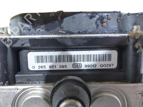 Used ABS pump ABS pump CITROËN C6 (TD_) 3.0 HDi (241 hp) 25064902 25064902