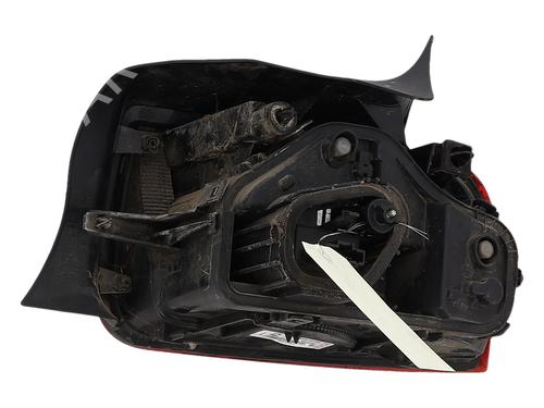 Used Left taillight Left taillight CITROËN C4 CACTUS 1.2 THP 110 (110 hp) 40001939 40001939