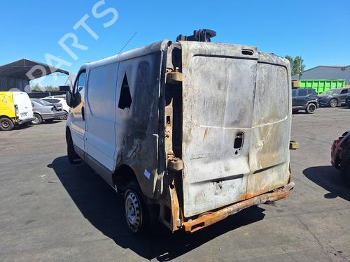 Grill NISSAN PRIMASTAR Van (X83) 2.0 dCi 90 | BP34637284C40 - Image 15