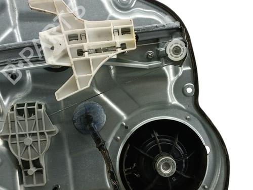 Rudehejsemekanisme venstre bagtil KIA CEE'D Hatchback (ED) 1.6 (122 hp) 30543341