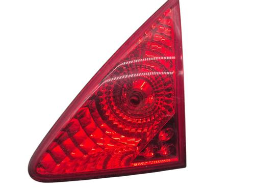 Used Left tailgate light Left tailgate light 25075769 25075769