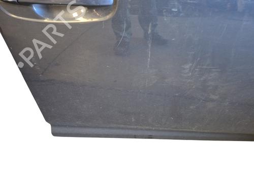 Used Right front door Right front door 25652313 25652313