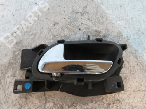 Used Rear left interior door handle Rear left interior door handle PEUGEOT 407 (6D_) 2.0 HDi 135 (6DRHRH, 6DRHRE, 6DRHRG, 6DRHRJ) (136 hp) 10606335 10606335