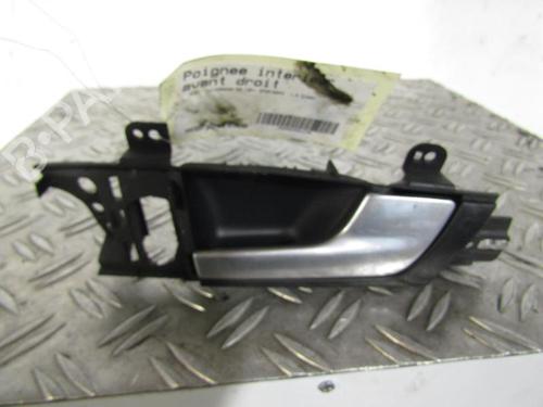 Used Front right interior door handle AUDI A3 Sportback (8PA) 1.9 TDI (105 hp) 25108560
