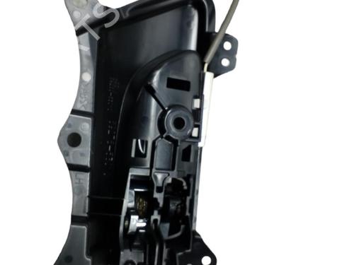 Used Front left interior door handle Front left interior door handle LEXUS IS III (_E3_) 300h (AVE30_, AVE30R) (223 hp) 25076811 25076811