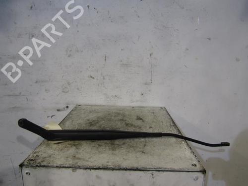Front windshield wiper arm HYUNDAI SANTA FÉ I (SM) 2.7 V6 4x4 9832026030