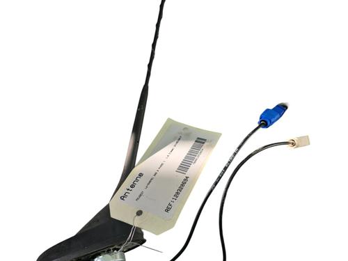 Used Antenna/Base PEUGEOT 308 II (LB_, LP_, LW_, LH_, L3_) 1.6 BlueHDi 120 (120 hp) 32175997