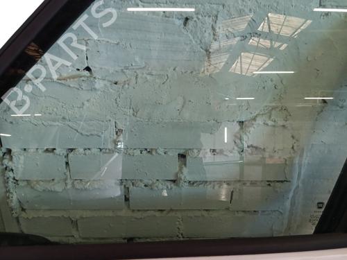 left-front-door-fiat-500l-351_-352_-2012-34201535 main image