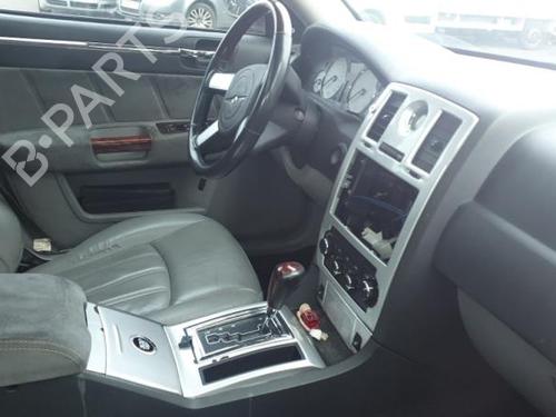 Front wiper motor CHRYSLER 300C (LX, LE) 3.0 CRD | BP25111573M29  - Image 8