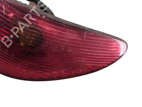 Piloto trasero derecho PEUGEOT 206 Hatchback (2A/C) 1.4 16V (88 hp) 30723990