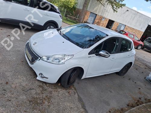 Rear fog light PEUGEOT 208 I (CA_, CC_) 1.6 HDi | BP28360005C37 