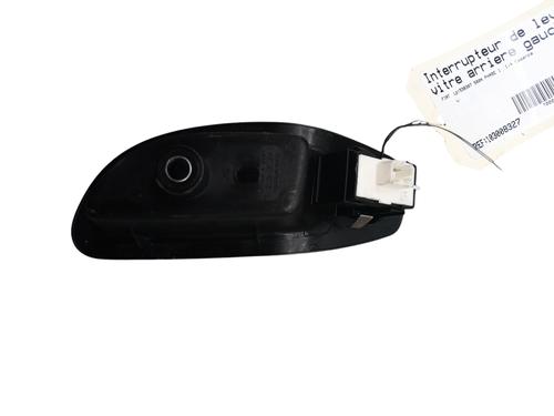 Used Left rear window switch FIAT 500X (334_) 1.4 (334AXC1B, 334AXC11) (140 hp) 25102094