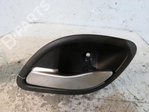 Used Rear left interior door handle Rear left interior door handle RENAULT ESPACE IV (JK0/1_) 1.9 dCi (JK0U) (116 hp) 10606781 10606781