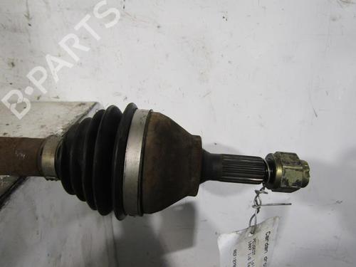 Used Right front driveshaft Right front driveshaft PEUGEOT 1007 (KM_) 1.6 16V (109 hp) 25113898 25113898