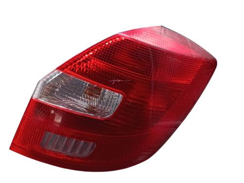 right-taillight-skoda-fabia-ii-542-2006-2007-2008-2009-2010-2011-2012-2013-2014-31883528 main image