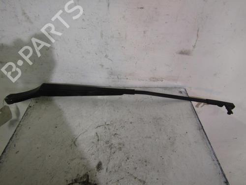 Used Front windshield wiper arm VW TOURAN (1T1, 1T2) 2.0 TDI (136 hp) 25106082