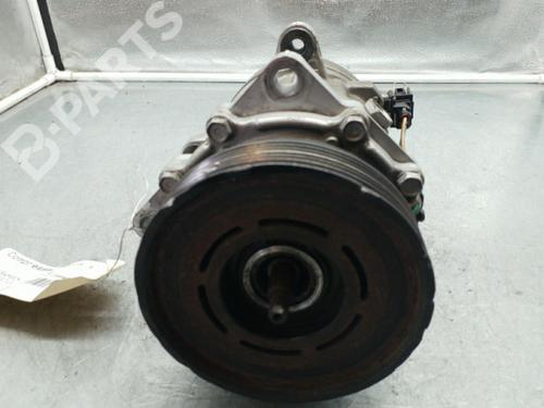 Used AC compressor AC compressor VW NEW BEETLE (9C1, 1C1) 2.0 (115 hp) 10613302 10613302