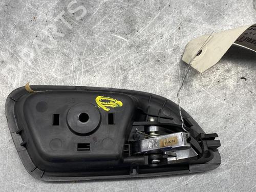 front-left-interior-door-handle-chevrolet-cruze-j300-2009-25088590 main image