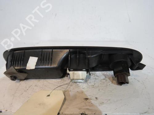 Used Right front window switch RENAULT CLIO II (BB_, CB_) 1.5 dCi (B/CB07) (65 hp) 25112334