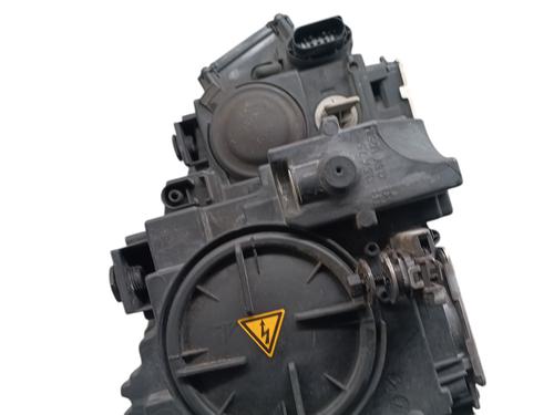 Left headlight VW TOURAN (1T3) 2.0 TDI | BP29759831C28