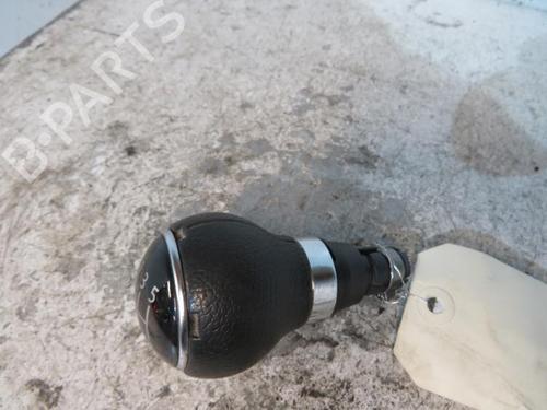 Used Gear lever VW TOURAN (1T1, 1T2) 1.9 TDI (100 hp) 25109690