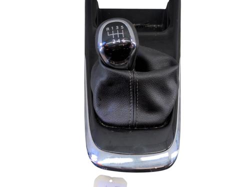 shift-knob-nissan-pulsar-hatchback-c13-2014-33307924 main image