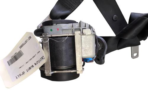 front-right-seatbelt-renault-megane-iii-hatchback-bz01_-b3_-2008-27175403 main image