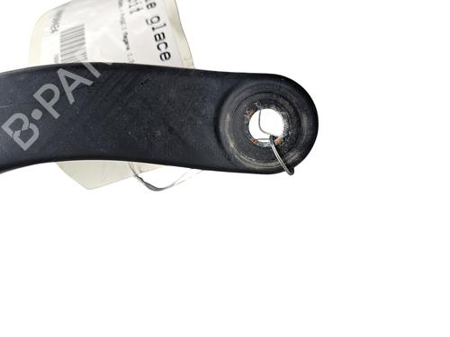 front-windshield-wiper-arm-renault-megane-iv-hatchback-b9amn_-2015-25057093 main image