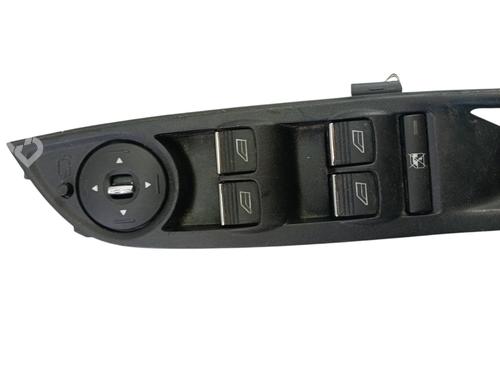 Left front window switch FORD FOCUS III 1.6 TDCi | BP27660073I27 - Image 2