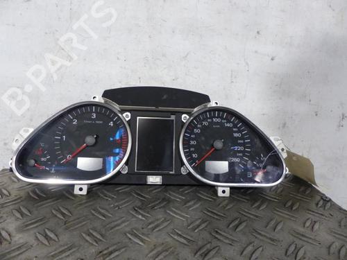 Used Instrument cluster AUDI A6 C6 Avant (4F5) 2.0 TDI (140 hp) 25107671