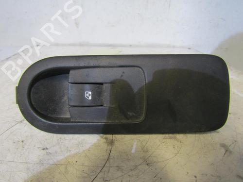 Used Right front window switch RENAULT SCÉNIC II (JM0/1_) [2003-2010]  25107130