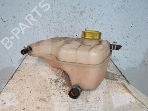 Used Windscreen washer tank FORD FIESTA IV (JA_, JB_) 1.25 i 16V (75 hp) 25080629