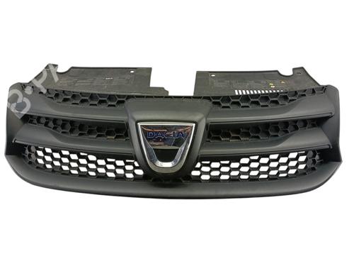 Grill DACIA SANDERO II TCe 90 (B8M1, B8MA, B8AC) | BP31660592C40