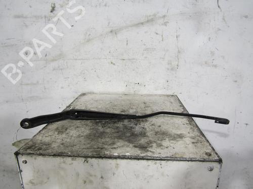 Used Front windshield wiper arm PEUGEOT 206 CC (2D) 2.0 S16 (136 hp) 25085282