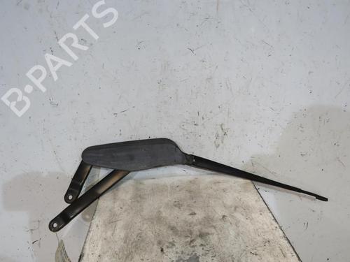 Used Front windshield wiper arm NISSAN ALMERA TINO (V10) 1.8 (114 hp) 25096857