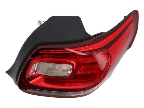 Right taillight CITROËN DS3 (SA_) 1.4 VTi 95 | BP36671477C35 - Image 3