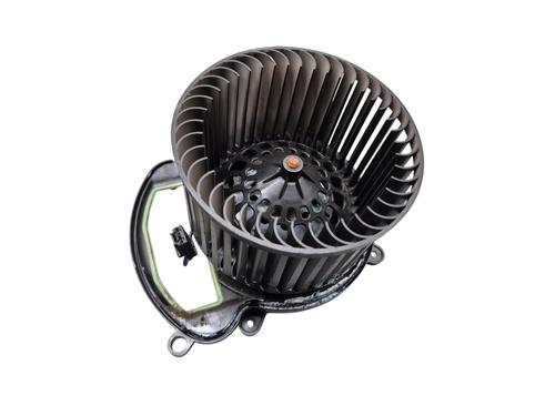 Used Heater blower motor Heater blower motor RENAULT MEGANE IV Hatchback (B9A/M/N_) 1.3 TCe 140 (B9NB) (140 hp) 25052844 25052844