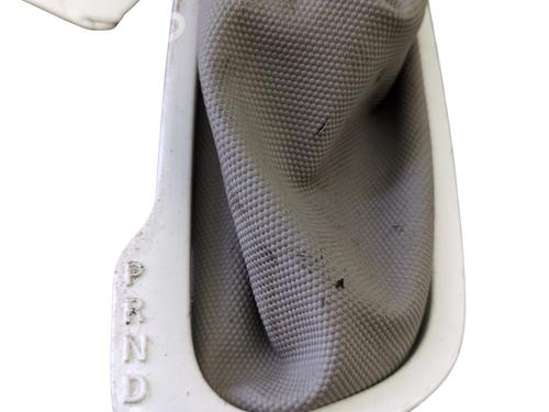 shift-knob-renault-zoe-bfm_-2012-27237830 main image