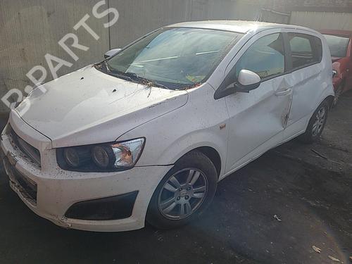 Windscreen washer tank CHEVROLET AVEO Saloon (T300) 1.2 | BP25078288C113 
