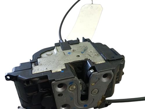 front-right-lock-renault-megane-iii-coupe-dz01_-2008-2009-2010-2011-2012-2013-2014-2015-2016-33307751 main image