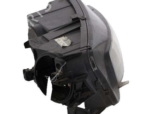 right-headlight-citroen-c4-picasso-ii-2013-34107834 main image