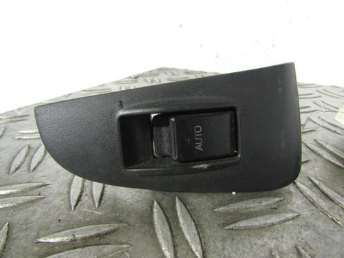 Used Right rear window switch TOYOTA AVENSIS Estate (_T25_) 2.2 D-4D (ADT251_, ADT251R) (150 hp) 25080436